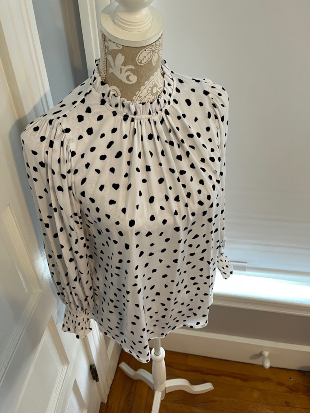 Size S Polka Dot High-Neck Blouse - White/Black Madison d’Amelie - Picture 2 of 10